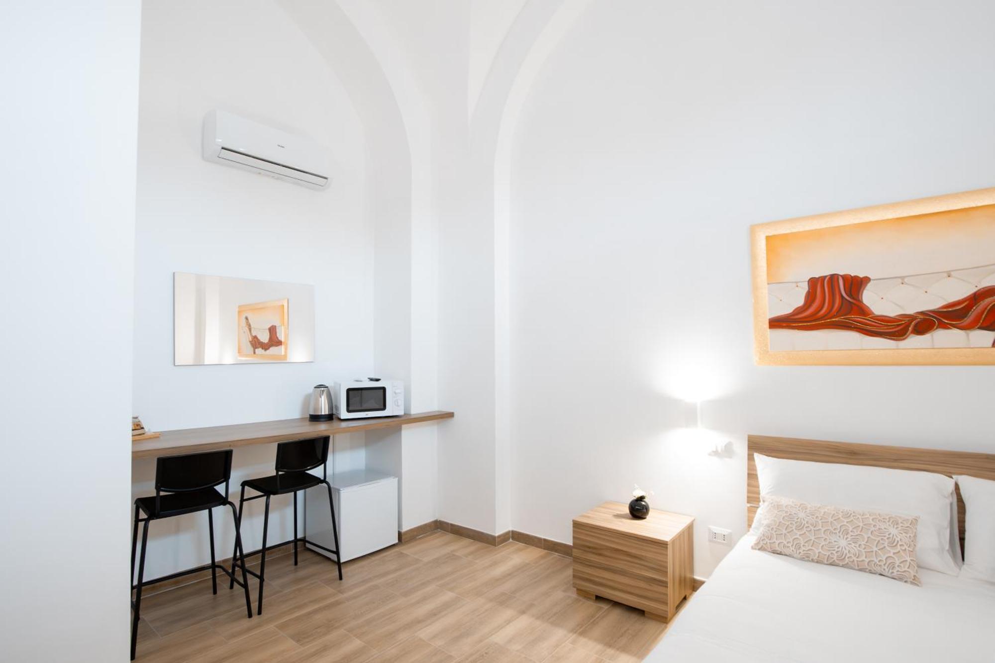 La Pigna Hotel Bari Exterior photo